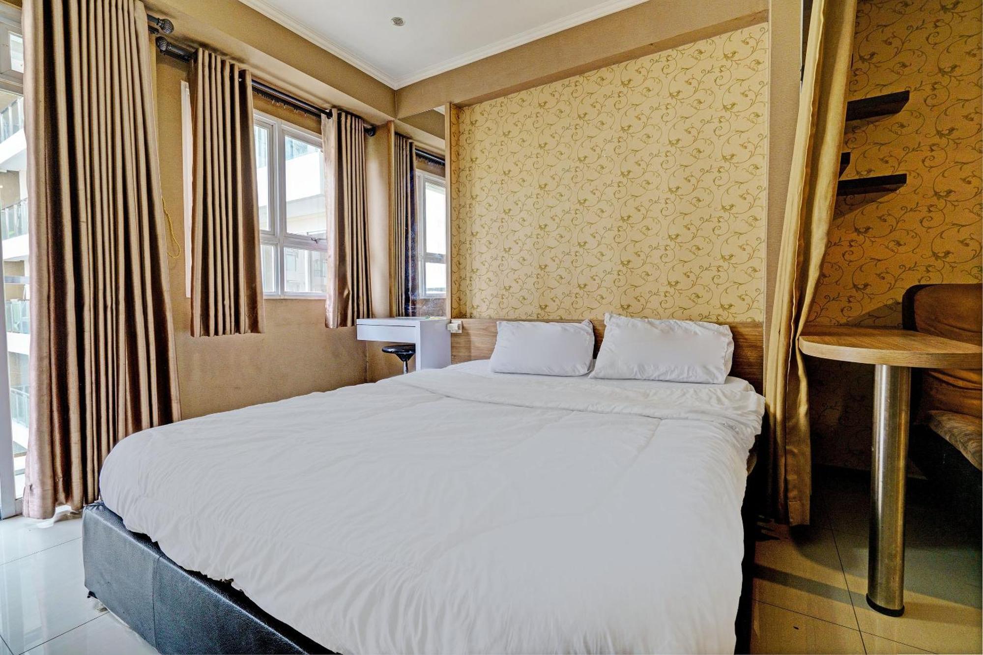 Oyo Life 93065 Gateway Pasteur By Glory Rent Hotel Bandung